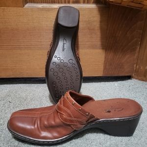 Clarks mules size 7 brown